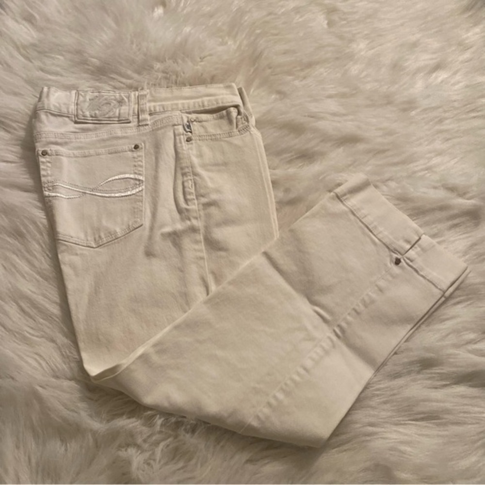White House Black Market Pants Capris Women’s Size 6 Noir White
